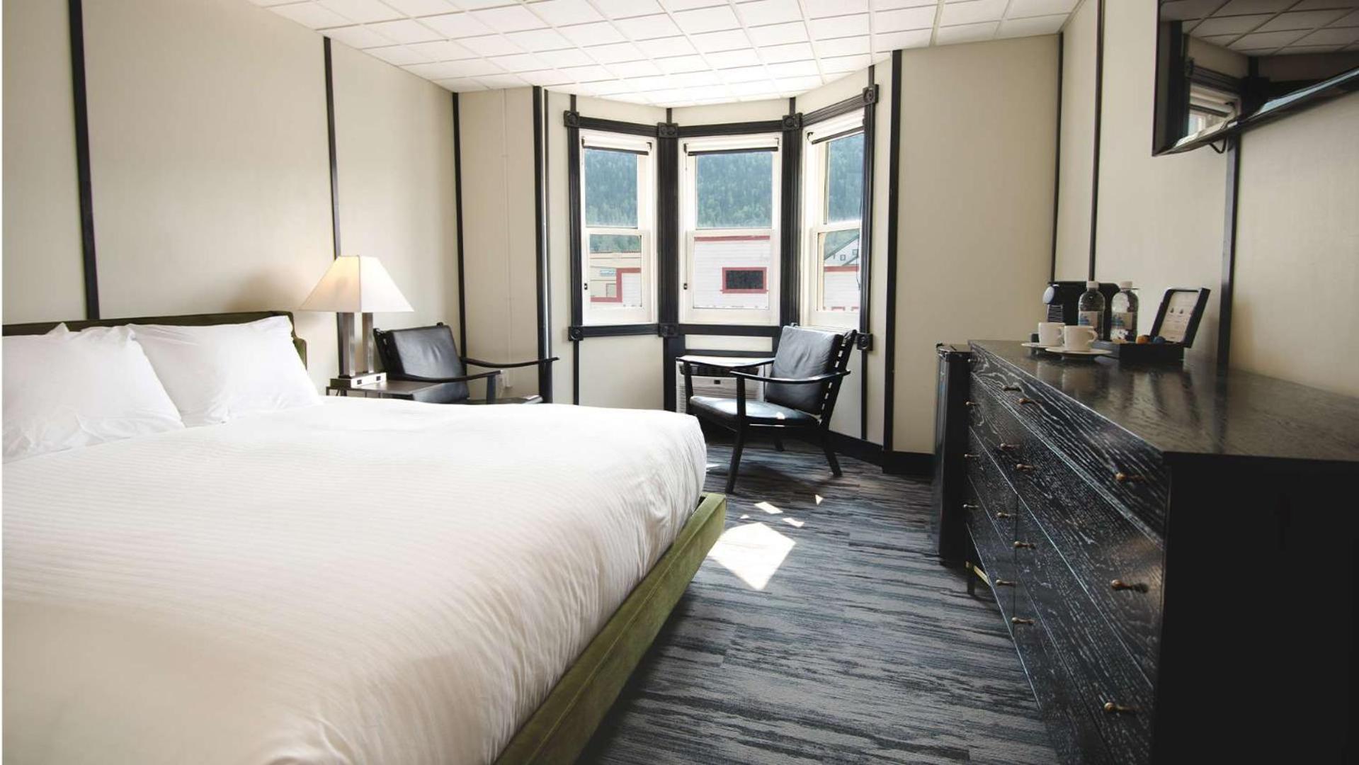 Midnight Sun, A Coast Hotel Dawson City Buitenkant foto